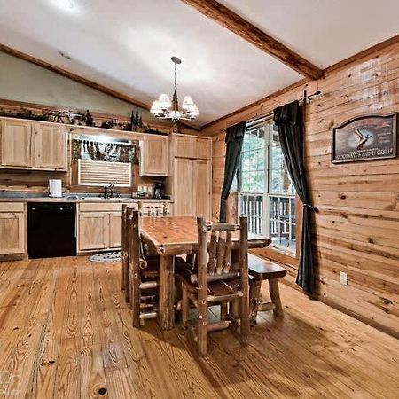 Secluded 2 Story Cabin Pool Wifi Smart Tvs Eureka Springs Luaran gambar